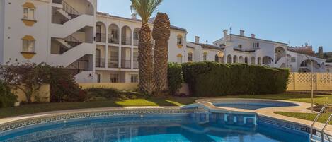 Alberca al aire libre