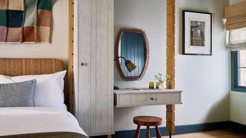 Deluxe Room, 2 Queen Beds