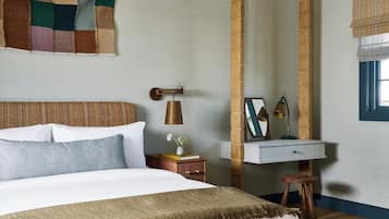 Egyptian cotton sheets, premium bedding, down comforters, pillowtop beds