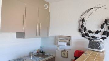 Réfrigérateur, lave-vaisselle