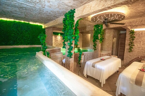 Couples treatment rooms, hot tub, steam room, body treatments - Soho Boutique Holbox - Adults Only (Isla Holbox)
