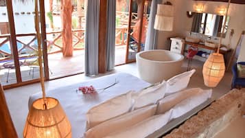 Presidential Suite | Premium bedding, Tempur-Pedic beds, minibar, in-room safe