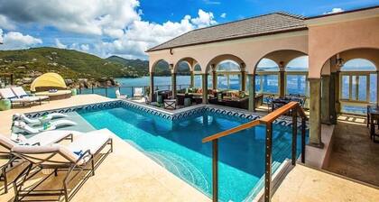 STUNNING VIEWS! NEW LUXURY VILLA W/PRIVACY SUITES CONCIERGE SERVICE