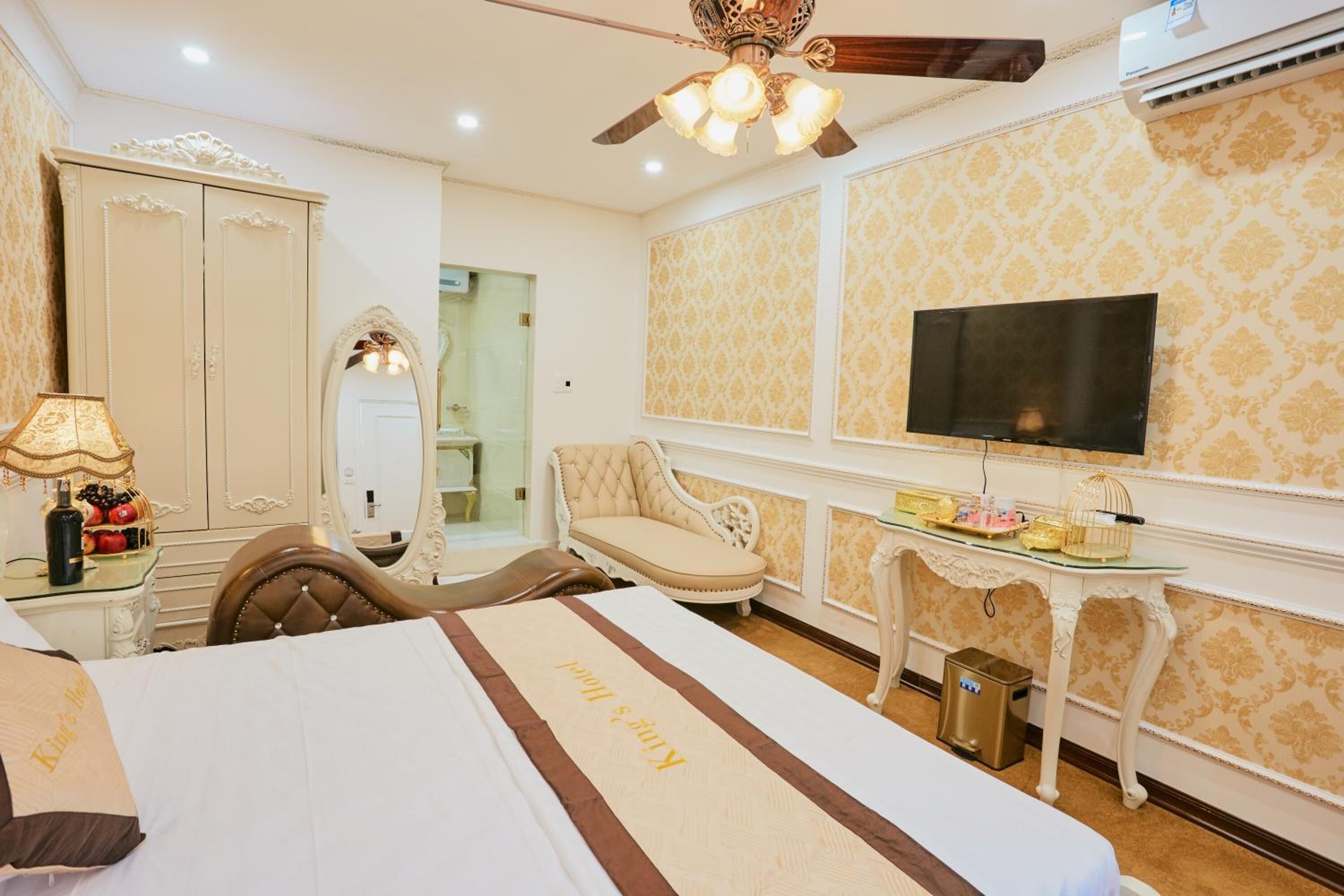 Foto - King's Hotel Mỹ Đình