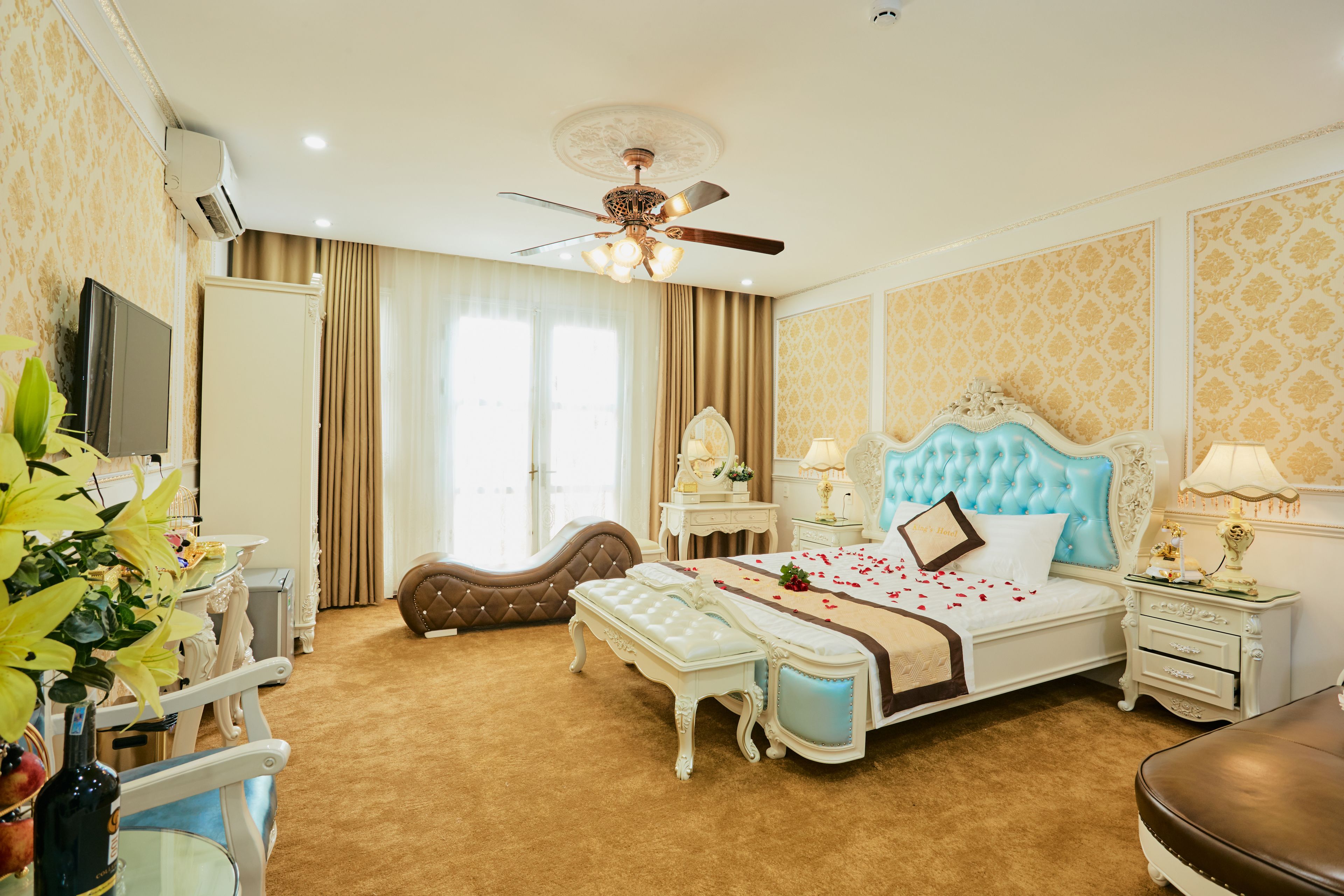 Foto - King's Hotel Mỹ Đình