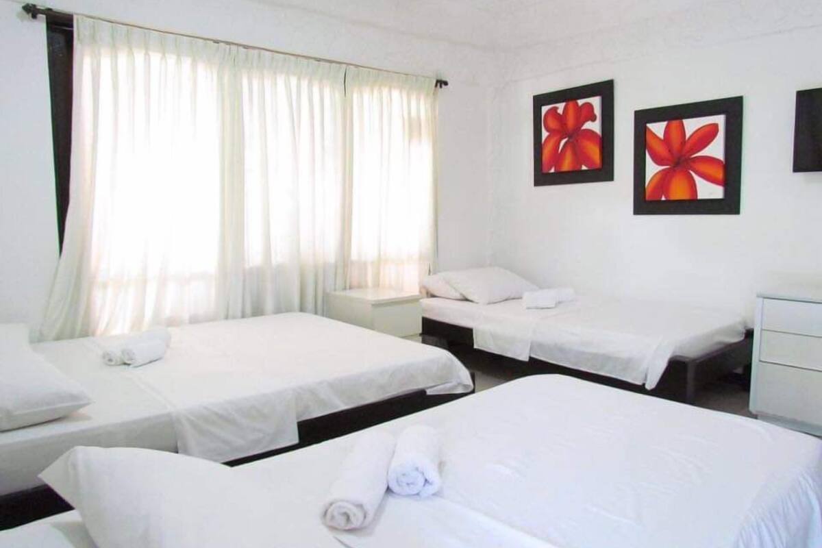 Free WiFi, bed sheets