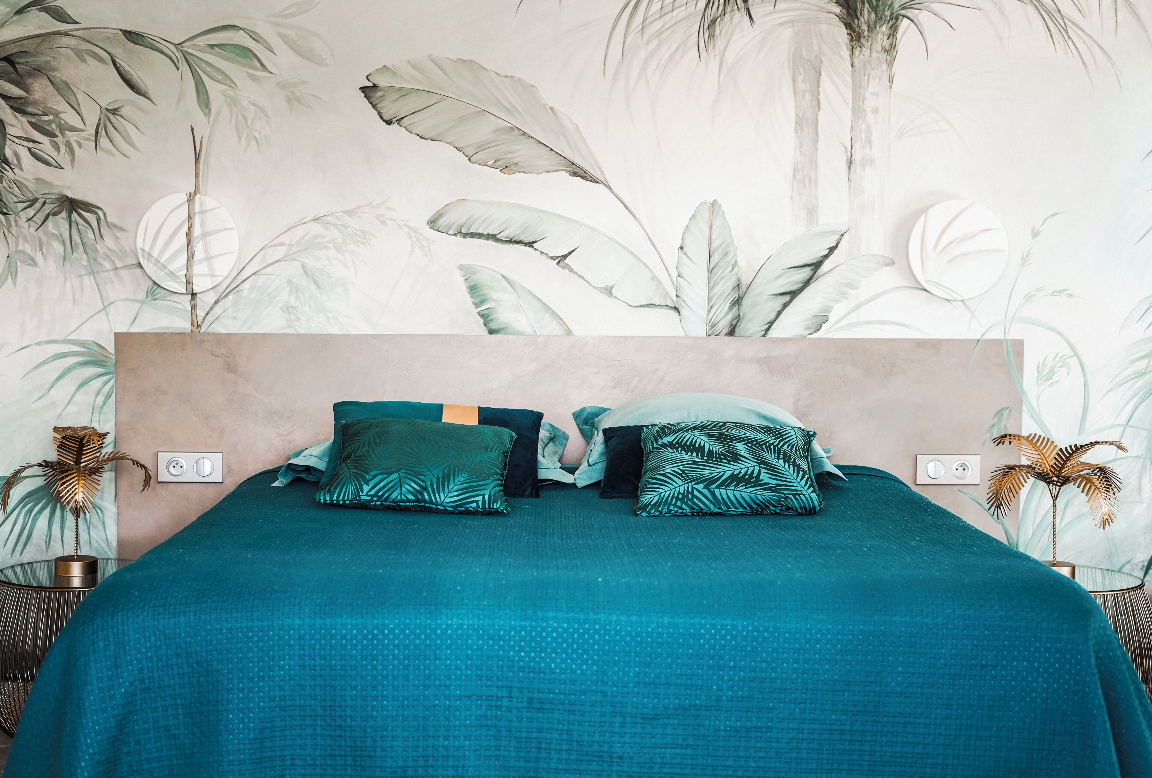 Apartamento (Angèle) | Cofres nos quartos, individualmente decorados