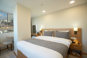Premium bedding, minibar, in-room safe, desk - Kartal Palace Taksim Square (Istanbul)