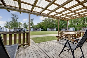 Nhà di động, 2 phòng ngủ, phòng tắm riêng | Hiên