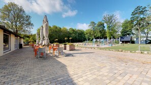Outdoor dining - Jelling Familie Camping (Jelling)