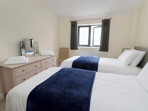 3 dormitorios, wifi gratis, ropa de cama