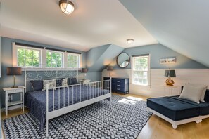 3 soverom, skrivebord, wi-fi (inkludert) og sengetøy