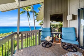 Property grounds - Kanaloa at Kona 3304: Delightful Oceanfront Condo w/ AC, Pool & Spa (Kailua Kona)