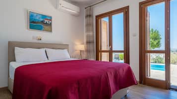 Villa | 3 bedrooms, iron/ironing board, cribs/infant beds, free WiFi
