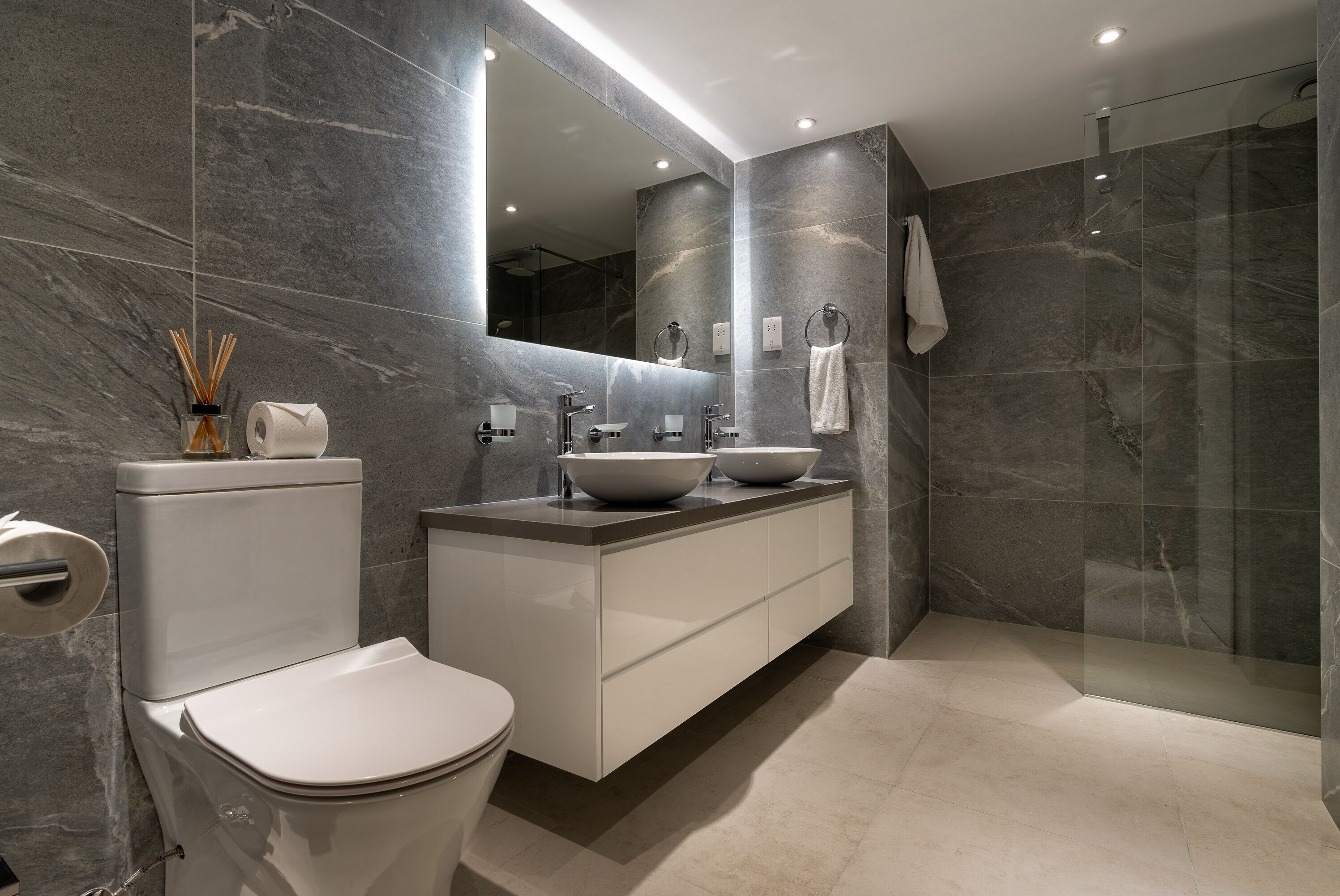 Villa | Bathroom | Hair dryer, towels, toilet paper