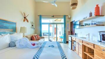 1 bedroom, iron/ironing board, WiFi (free), bed sheets