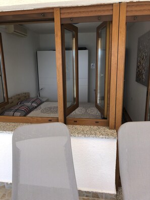 Interior - Enjoy by the Sea (upper apartment) (Cesarica)