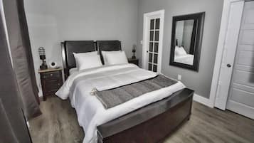 Economy Room | Iron/ironing board, free WiFi, bed sheets