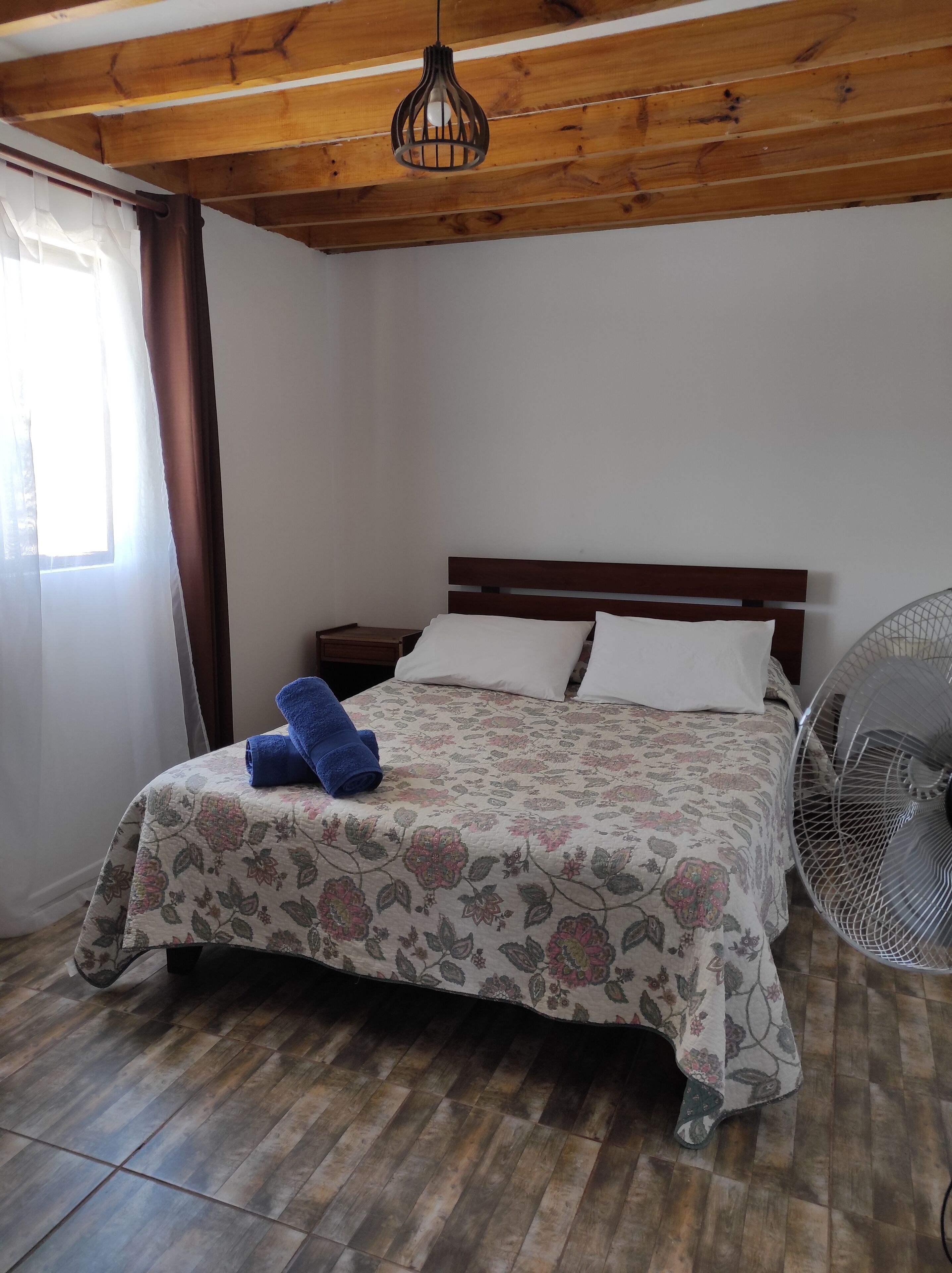 3 chambres, Wi-Fi gratuit, draps fournis