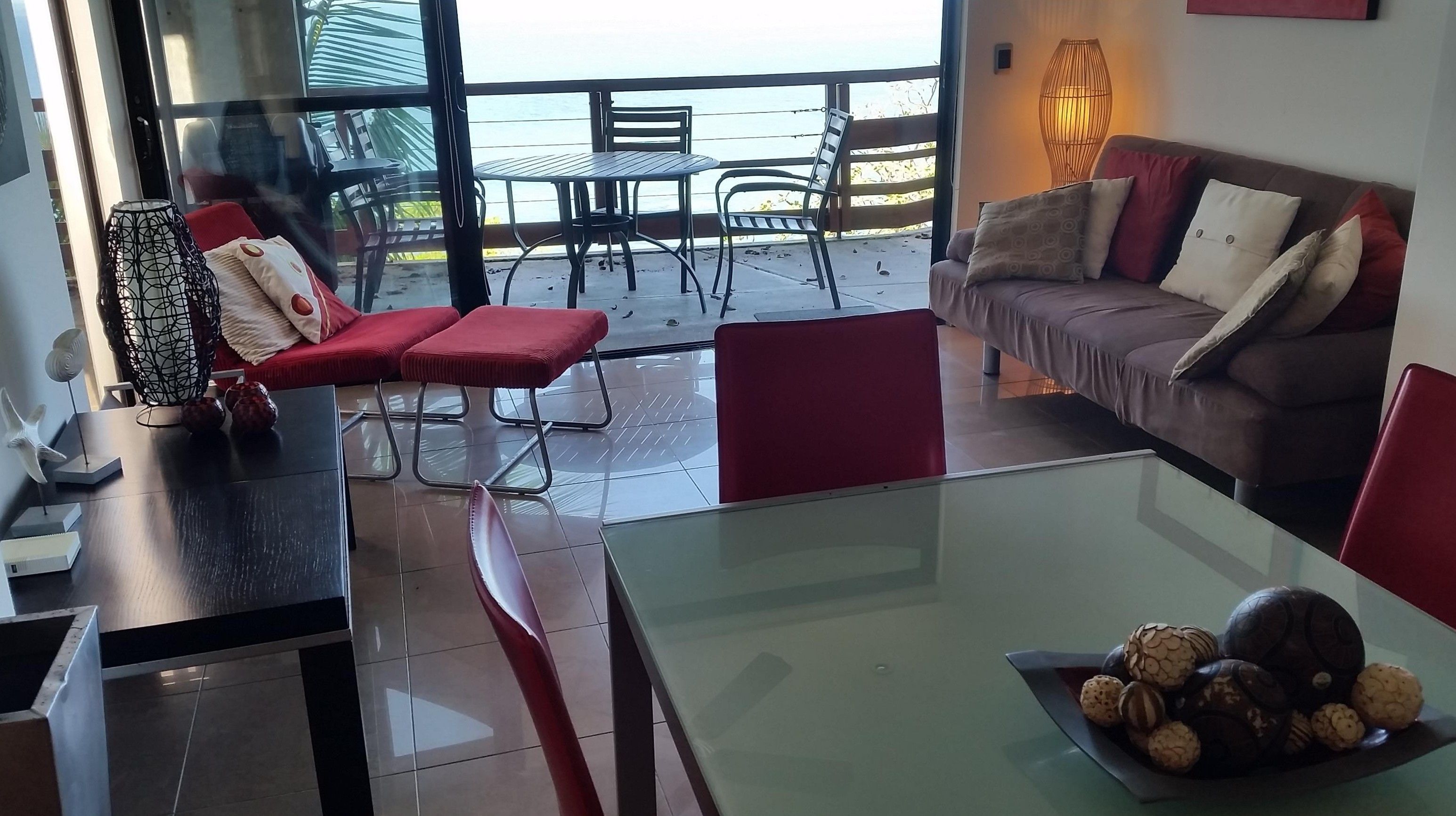 Exclusive Apartment, 3 Bedrooms, Balcony, Sea View | Private kitchen | Fridge, microwave, stovetop, coffee/tea maker