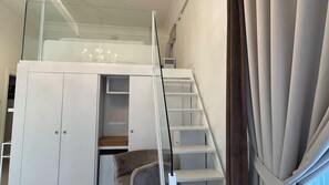 Superior Double Room, Multiple Beds, Kitchenette, Mountain View | Minibar, in-room safe, soundproofing, free WiFi - Le Suite del Duomo (Cava de' Tirreni)