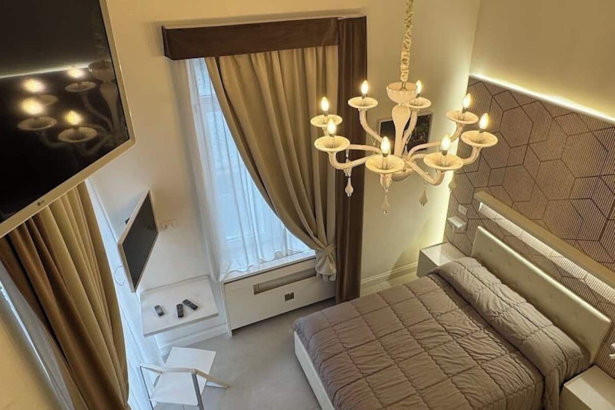 Superior-Doppelzimmer, 1 Doppelbett, Kochnische, Bergblick | Minibar, Zimmersafe, schallisolierte Zimmer, kostenloses WLAN