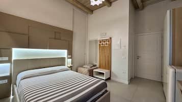 Doppia Basic, 1 letto matrimoniale | Minibar, una cassaforte in camera, insonorizzazione, Wi-Fi gratuito
