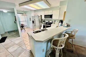 Frigorifero, microonde, forno