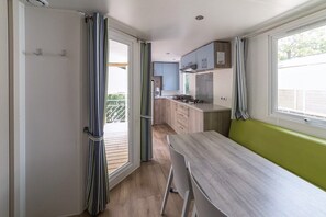 Micro-ondes, grille-pain