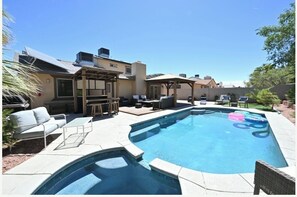 Beheizter Pool