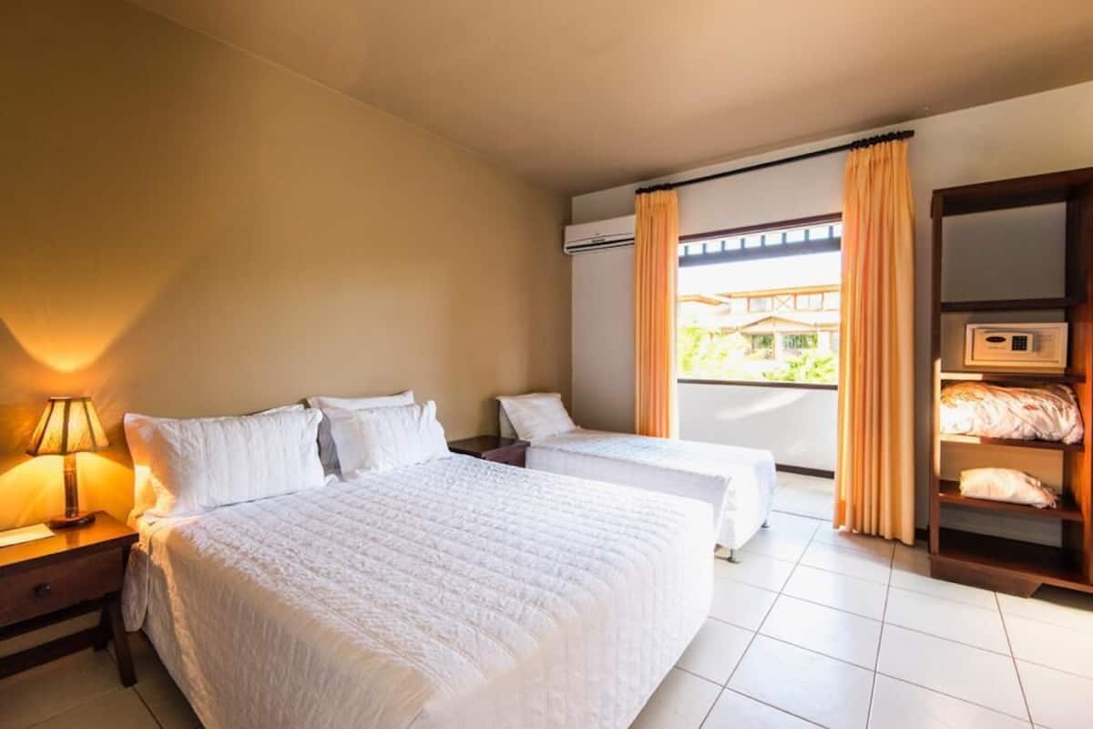 Minibar, blackout drapes, WiFi (free), bed sheets