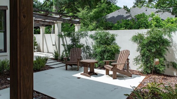 Terrace/patio - Casa Amelia Summary: (Fernandina Beach)