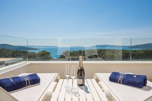 Deluxe Penthouse, Sea View | View from room - Villas Baotic (Seget)