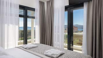 Deluxe Villa, Sea View (1) | Premium bedding, pillow-top beds, in-room safe, individually decorated