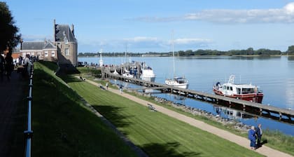 GemĂŒtliches Ferienhaus in Zeeland, Park De Kreek mit WLAN