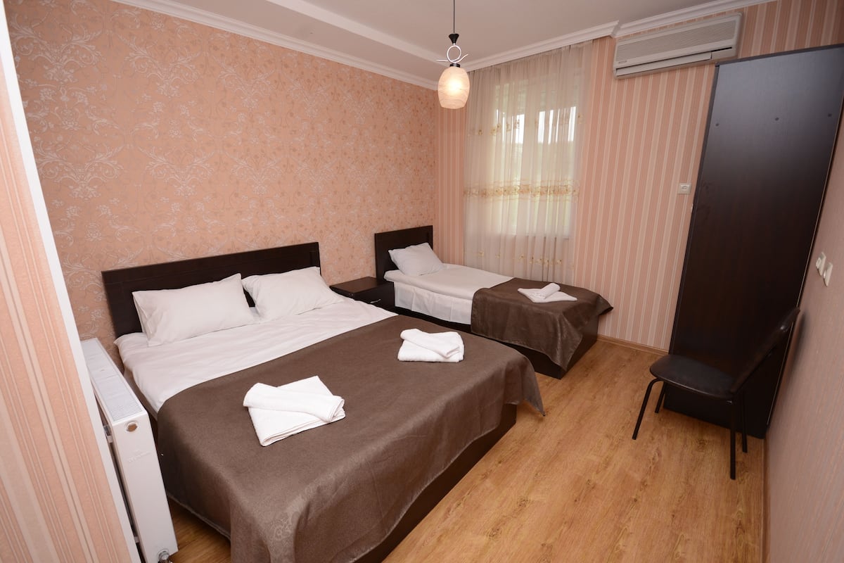 Classic Room, Multiple Beds, Garden View | Desk, soundproofing, free WiFi