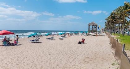 The Ocean Club At Deerfield Beach