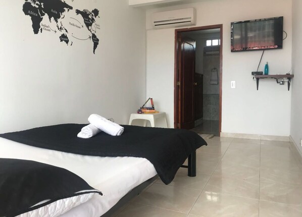 Iron/ironing board, free WiFi, bed sheets