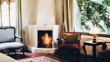 Comfort Suite, Garden View | Cribs/infant beds, rollaway beds, free WiFi, bed sheets