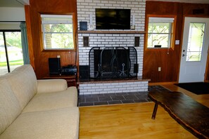 Smart TV, fireplace, DVD player, stereo - Peaceful Lake LBJ Getaway w/ Private Beach + Stunning Views (Kingsland)