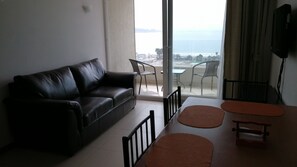 Family Apartment, Multiple Beds, Bay View | 2 bedrooms, premium bedding, laptop workspace, blackout curtains - Portal Gran Marina Full Apartment (Coquimbo)