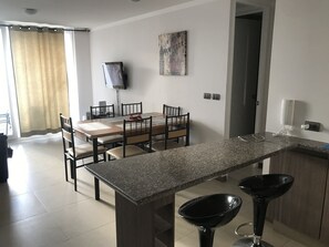 2 bedrooms, premium bedding, laptop workspace, blackout curtains - Portal Gran Marina Full Apartment (Coquimbo)