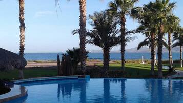 Condo, 1 habitación | Alberca | Alberca al aire libre