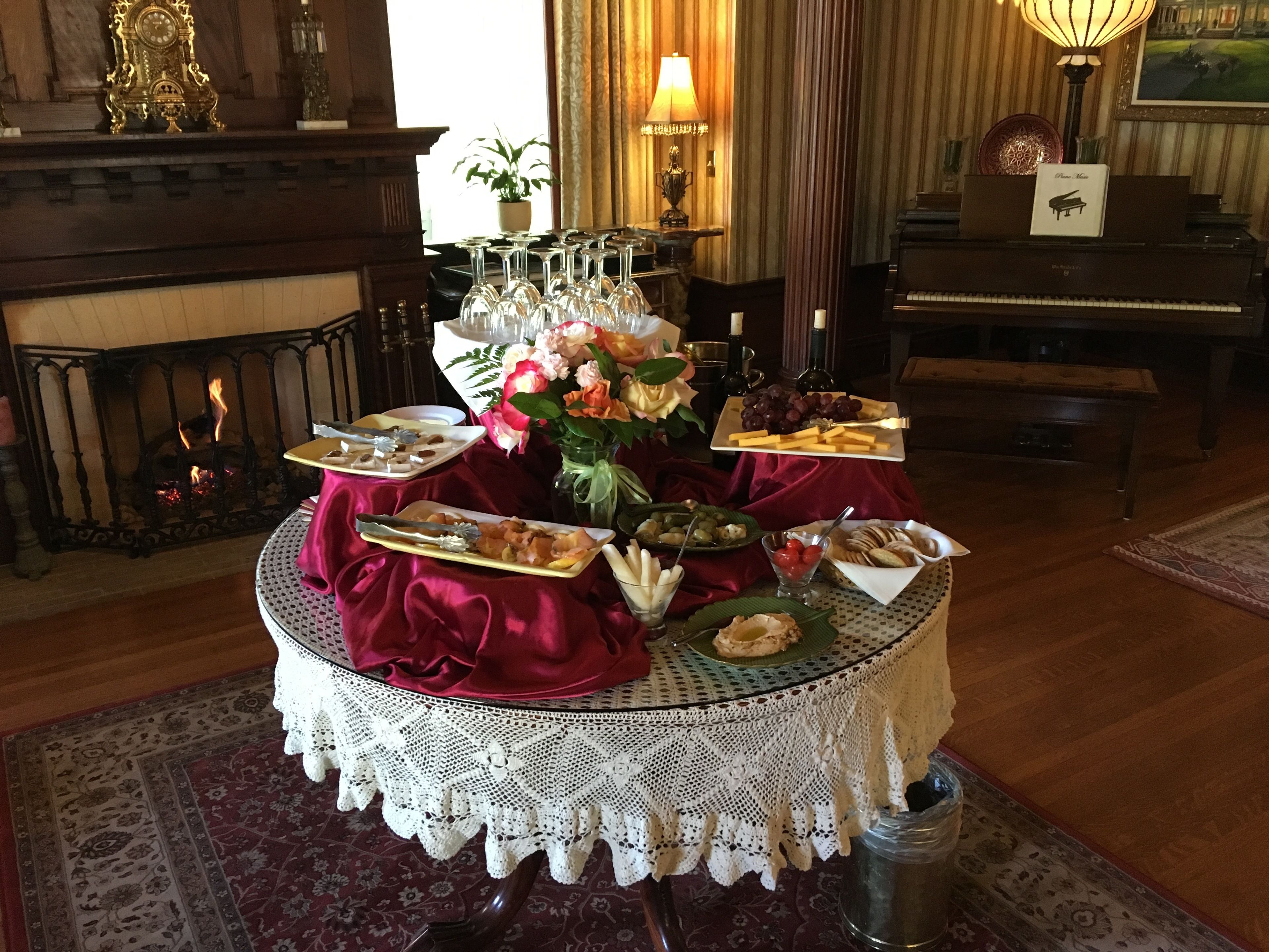 Free daily local cuisine breakfast 