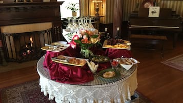 Free daily local cuisine breakfast