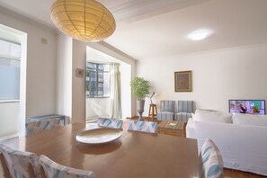 Living room - LineRio Vista Mar Copacabana 228 (Rio de Janeiro)