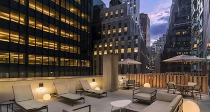 Courtyard by Marriott New York Downtown Manhattan/Financial District