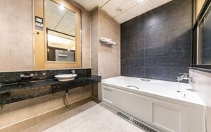 Standard Double Room | Individually decorated, individually furnished, blackout drapes - Nowon Ritz Hotel (Seoul)