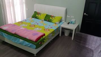 1 bedroom, in-room safe, internet, wheelchair access