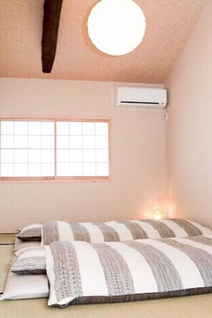 3 多间卧室、客房内保险箱、熨斗/熨衣板、免费 WiFi